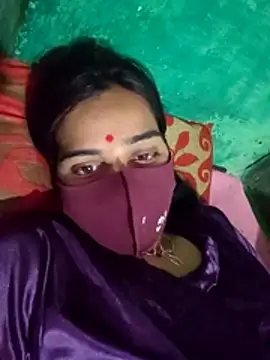 Snapshot of Poonam_bhoji chatting on April 23, 4:20 pm Poonam bhoji online show from April 23, 4:20 pm