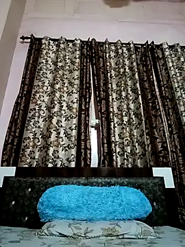 Snapshot of big_indiancock chatting on April 4, 6:49 pm big indiancock online show from April 4, 6:49 pm