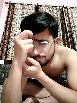 Snapshot of big_indiancock chatting on April 16, 6:19 pm big indiancock online show from April 16, 6:19 pm