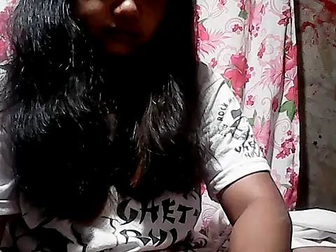 Flowerbebe online show from March 3, 6:14 pm