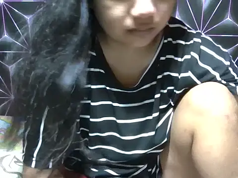 Flowerbebe online show from March 22, 10:07 am