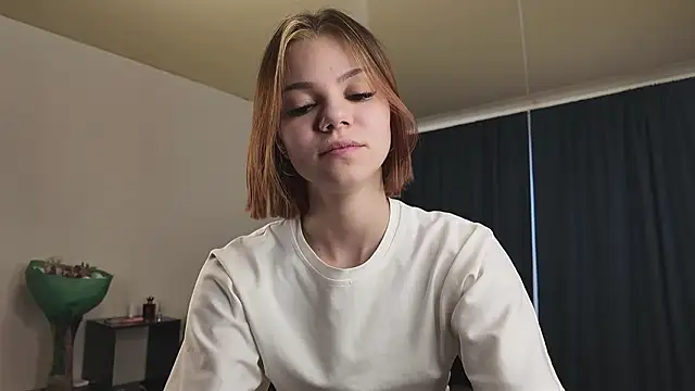 Snapshot of Diana_Burn chatting on March 1, 8:16 am Diana Burn online show from March 1, 8:16 am