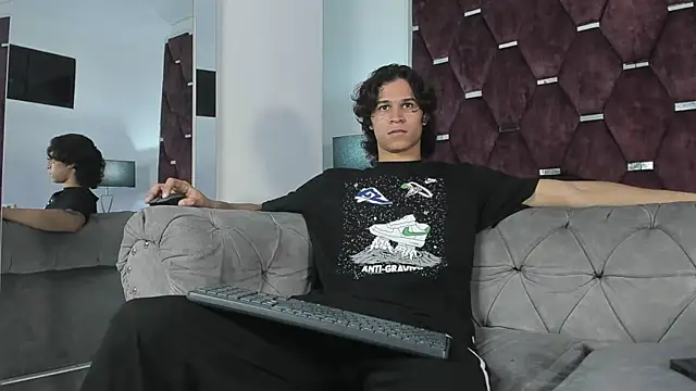 TonyBenedetti online show from March 24, 8:25 pm