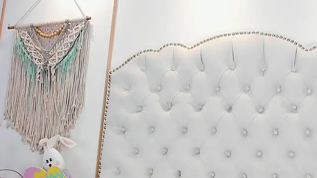 Sara funy online show from April 7, 11:32 am