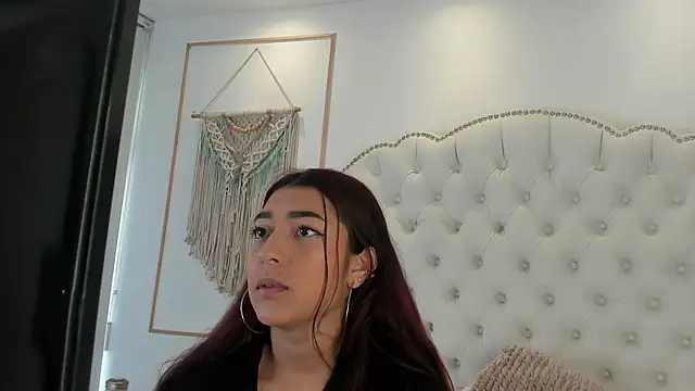 Sara funy online show from May 22, 11:27 am
