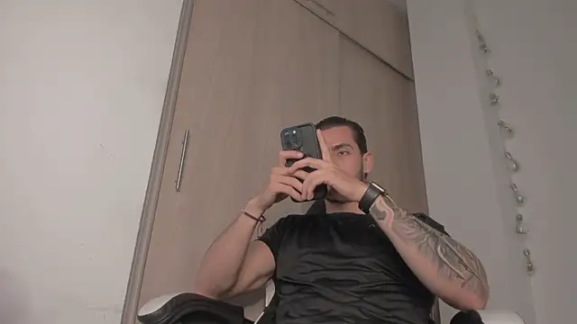 Axel  Blaze online show from March 27, 12:16 pm