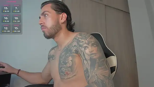 Axel  Blaze online show from June 1, 2:30 pm
