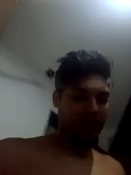 Oliverzs98 online show from February 24, 6:28 pm