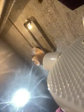 Snapshot of OverdesH chatting on February 25, 8:46 am OverdesH online show from February 25, 8:46 am