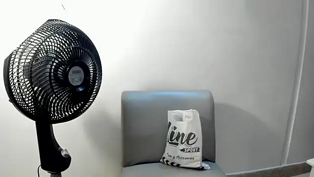 Jason 23   online show from March 13, 7:09 pm