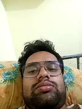 unknownmannn1234 online show from February 24, 11:36 pm