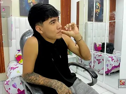 Snapshot of Thiago_collinss chatting on June 10, 9:46 pm Thiago collinss online show from June 10, 9:46 pm