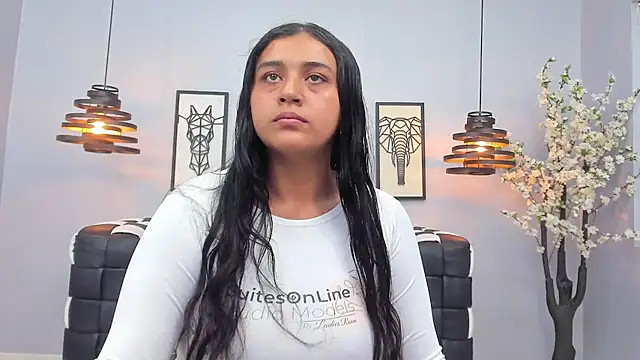 Snapshot of Lunaa_Abril chatting on February 26, 12:15 pm Lunaa Abril online show from February 26, 12:15 pm