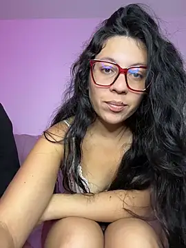 Sofi-Vargas online show from June 12, 1:15 am