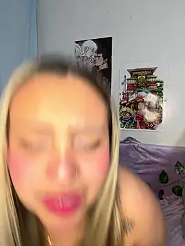 Moon Velvet  online show from March 8, 9:51 pm