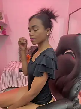 camila avila online show from March 21, 8:19 am