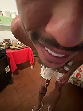 Goianogostosoo online show from August 1, 4:12 am
