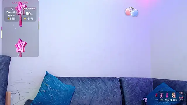 dulce petite69 online show from April 12, 5:12 am