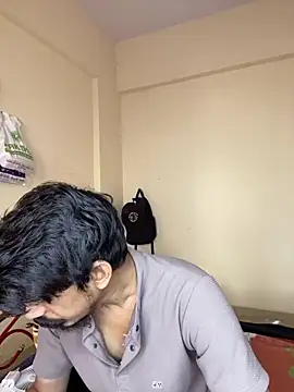 LOVELUST02 online show from March 30, 12:50 pm