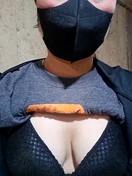 Snapshot of zanh99 chatting on March 7, 4:53 am zanh99 online show from March 7, 4:53 am