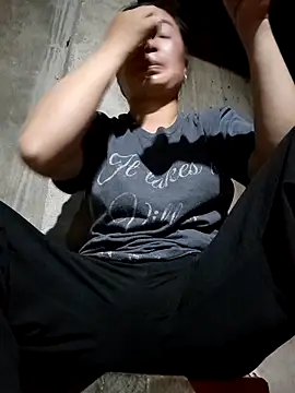 Snapshot of zanh99 chatting on March 31, 2:06 pm zanh99 online show from March 31, 2:06 pm