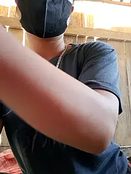 Snapshot of zanh99 chatting on April 3, 4:43 am zanh99 online show from April 3, 4:43 am