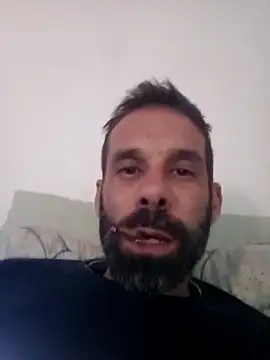 Snapshot of RedArmy77777 chatting on February 27, 1:05 am RedArmy77777 online show from February 27, 1:05 am