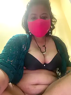 Snapshot of payal-12345 chatting on February 27, 6:02 am payal-12345 online show from February 27, 6:02 am