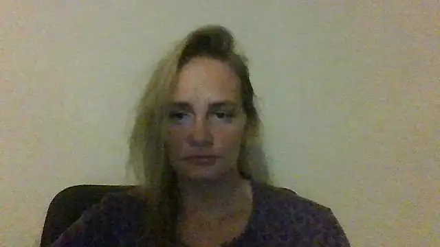 Lisanne30 online show from March 1, 8:33 pm