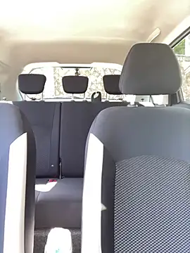 taro0410 online show from March 1, 3:30 am