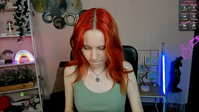 cassandra nik online show from May 8, 5:57 am