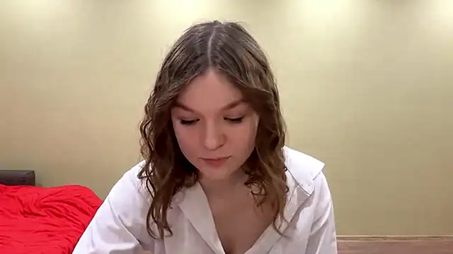 AliveCute online show from March 12, 5:30 pm