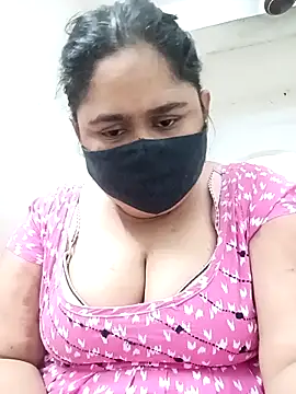 Snapshot of diyadey chatting on May 10, 8:36 pm diyadey online show from May 10, 8:36 pm
