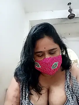 Snapshot of diyadey chatting on June 6, 8:02 pm diyadey online show from June 6, 8:02 pm