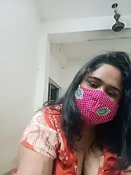 Snapshot of diyadey chatting on June 13, 10:18 pm diyadey online show from June 13, 10:18 pm