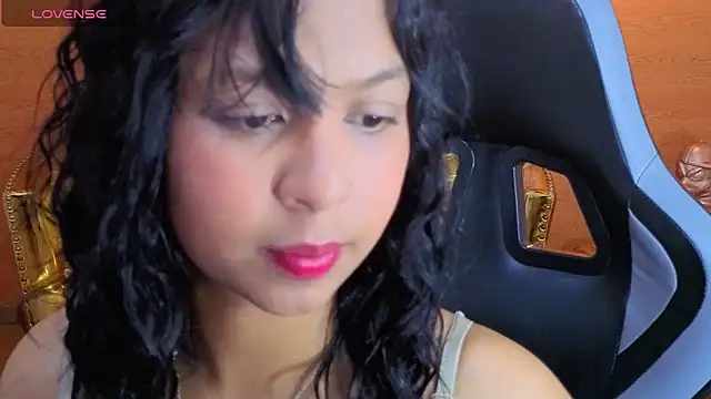 Kristen black T online show from March 13, 7:31 pm