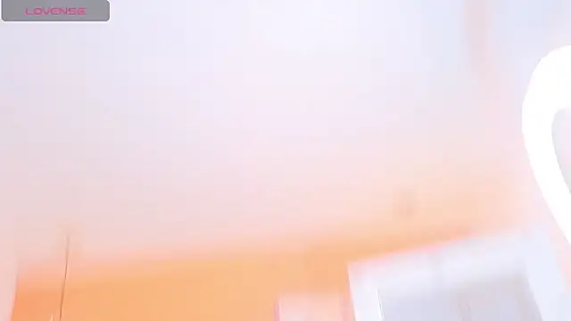 Kristen black T online show from March 15, 12:44 pm