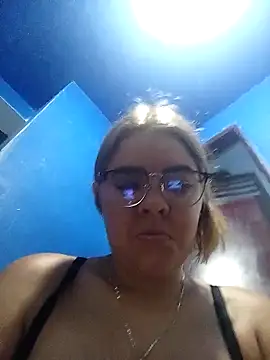 Snapshot of single_kitten chatting on March 21, 1:05 pm single kitten online show from March 21, 1:05 pm