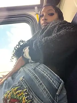 Loopsies online show from March 7, 8:17 pm