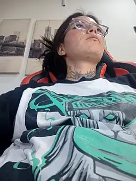 lamonitora online show from March 2, 9:43 pm