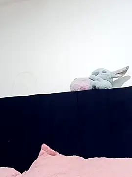 celeste kiss  online show from March 25, 3:01 am