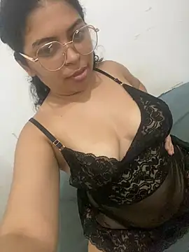 Snapshot of luciasousa chatting on February 26, 5:01 pm luciasousa online show from February 26, 5:01 pm