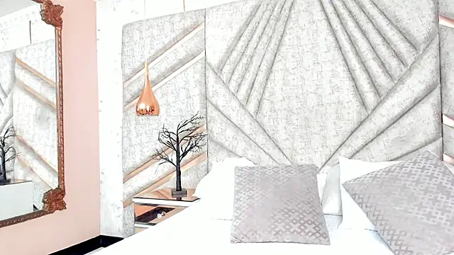 EmeelyMuller online show from April 14, 4:18 am