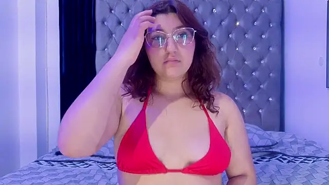 Snapshot of QueenOfDeepTroath chatting on February 27, 7:58 pm QueenOfDeepTroath online show from February 27, 7:58 pm