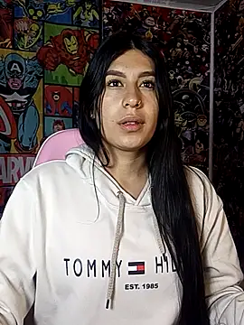 charlottte wh online show from April 4, 7:50 am