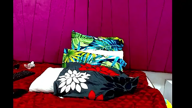 pipe hot04 online show from March 27, 8:26 am