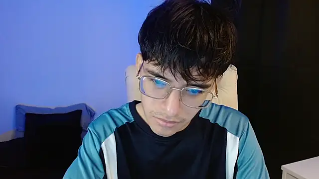 noah millerx online show from July 10, 7:16 pm