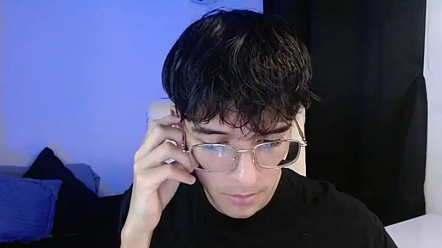 noah millerx online show from July 13, 9:50 pm