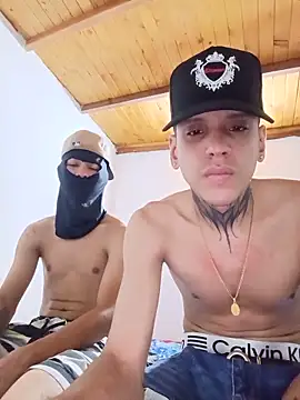 gabriel reyes21 online show from June 12, 4:33 am