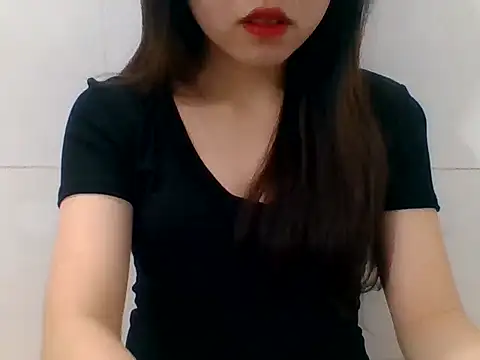 Snapshot of kiraa-007 chatting on June 6, 5:39 pm kiraa-007 online show from June 6, 5:39 pm